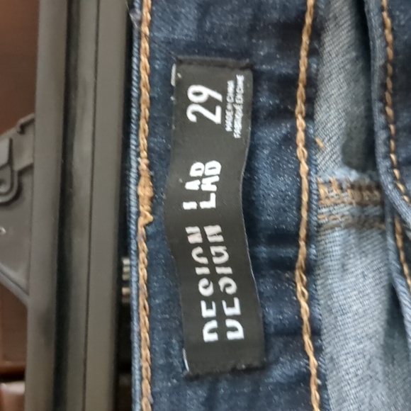 Jeans - Picture 2 of 3
